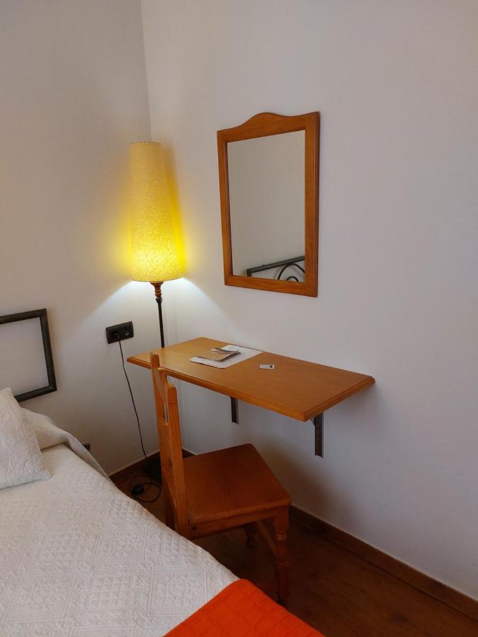 Hotel La Bodega ซิวดัด-โรดรีโก ภายนอก รูปภาพ