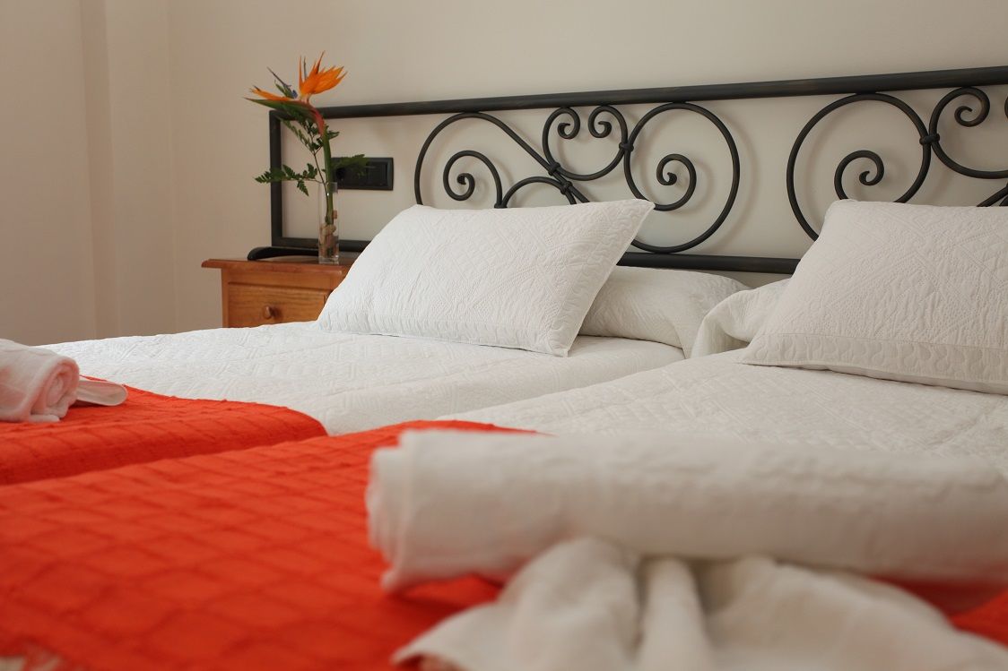 Hotel La Bodega ซิวดัด-โรดรีโก ภายนอก รูปภาพ